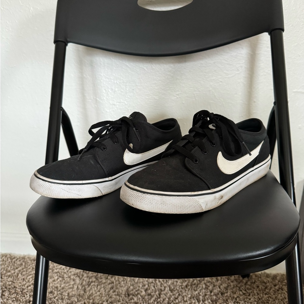 Nike shoes